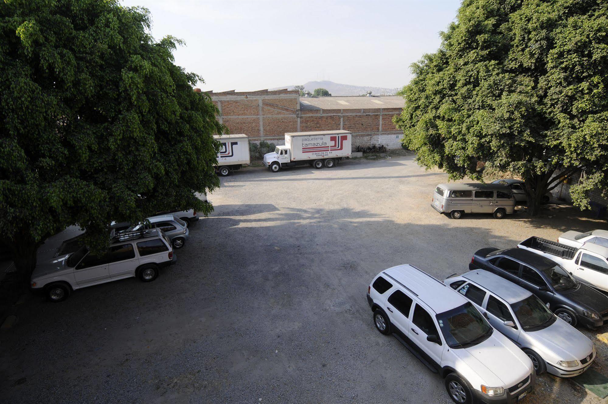 Hotel Arboledas Industrial Guadalajara Buitenkant foto